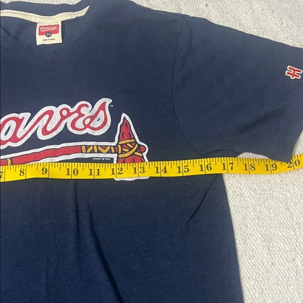 (046)HOMAGE Navy and Cream Tee - Picture 4 of 5
